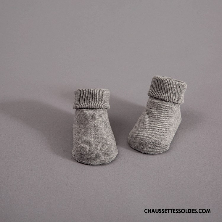 Chaussettes Courtes Garçon Beige Antidérapant Le Nouveau Milieu Bébé Plaine Blanc