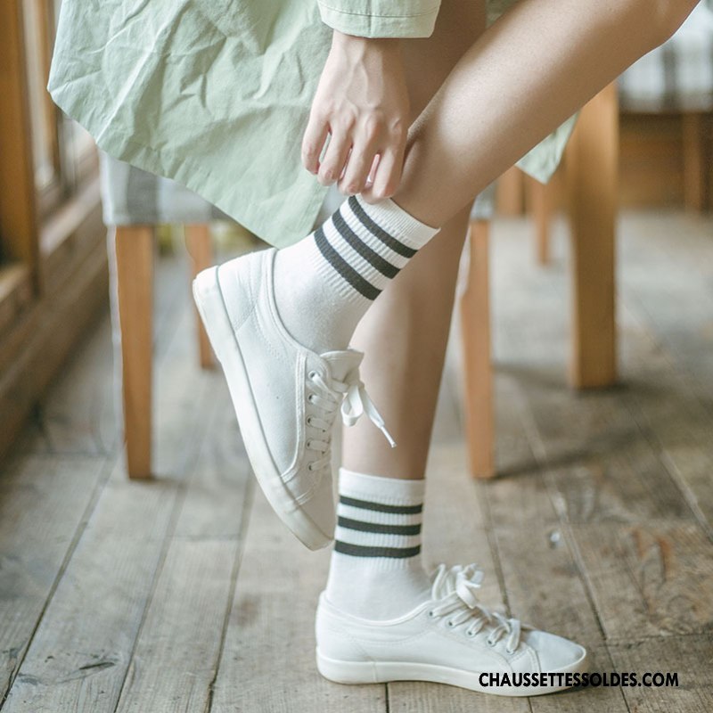 Chaussettes Mi Hautes Femme Mouvement Élève Chaussettes En Coton Milieu Hiver Nouvelles Arrivées Gris