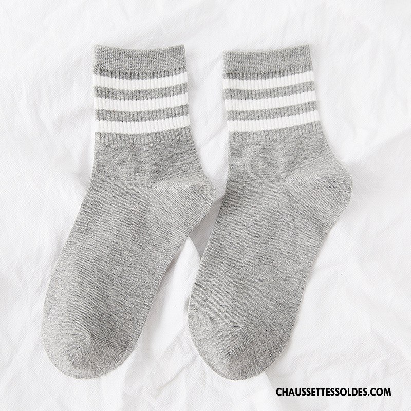Chaussettes Mi Hautes Femme Mouvement Élève Chaussettes En Coton Milieu Hiver Nouvelles Arrivées Gris