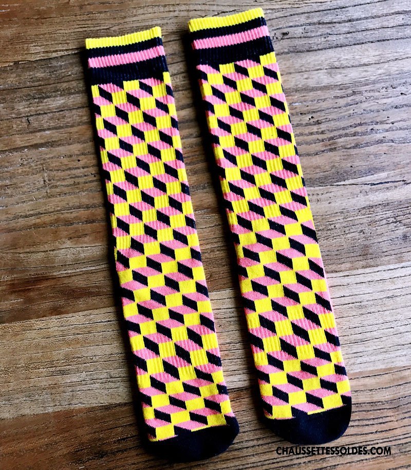 Chaussettes Mi Hautes Homme Grande Taille Mouvement L'automne Le Nouveau Europe Hiver Coloré