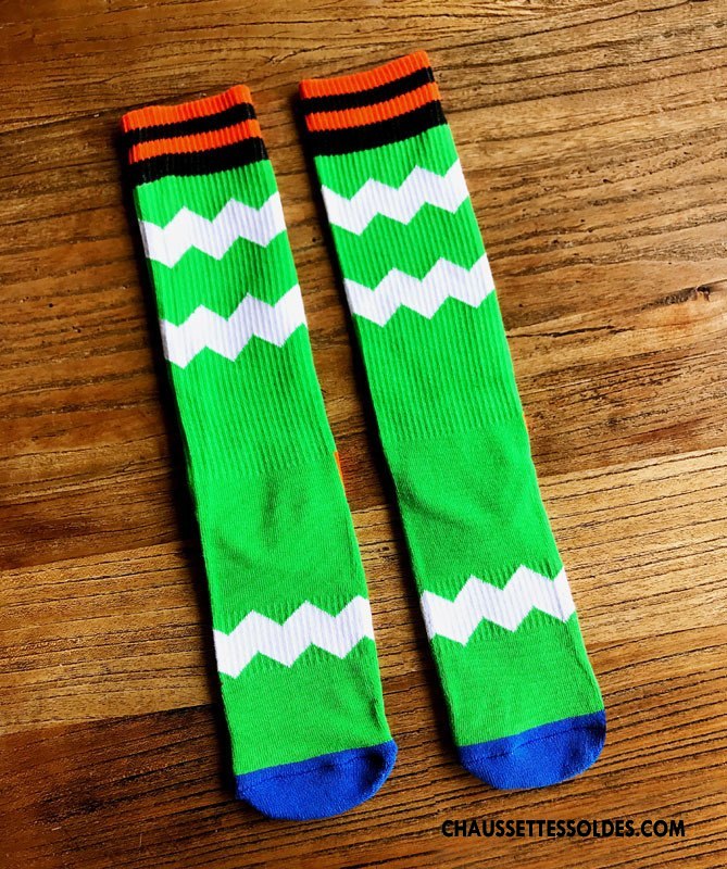 Chaussettes Mi Hautes Homme Grande Taille Mouvement L'automne Le Nouveau Europe Hiver Coloré