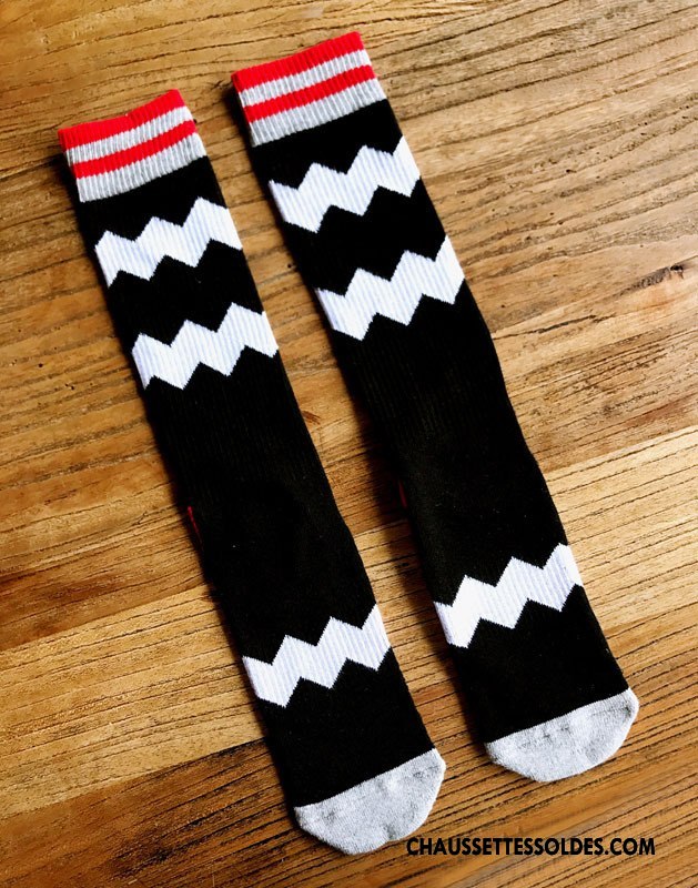 Chaussettes Mi Hautes Homme Grande Taille Mouvement L'automne Le Nouveau Europe Hiver Coloré