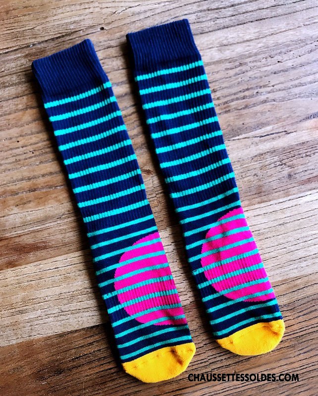 Chaussettes Mi Hautes Homme Grande Taille Mouvement L'automne Le Nouveau Europe Hiver Coloré
