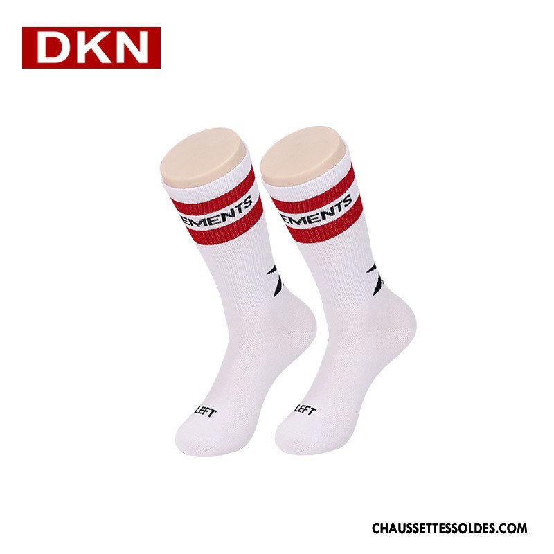 Chaussettes Mi Hautes Homme Rayé Le Nouveau Marque De Tendance Lettre Été Mode Blanc