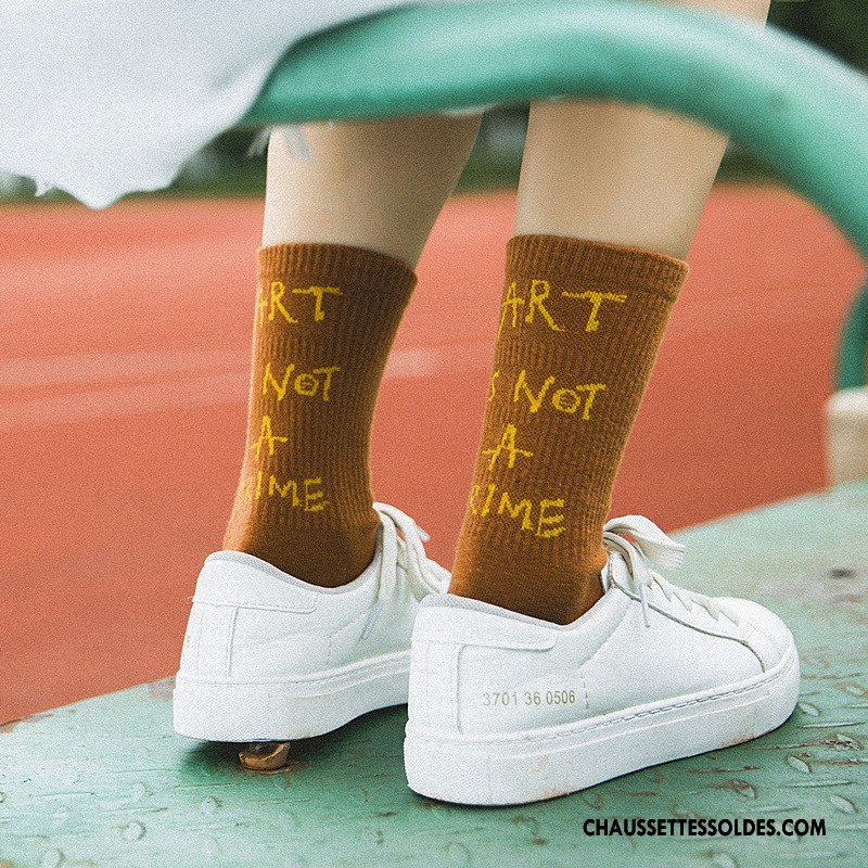 Chaussettes Mi Hautes Femme Chaussettes En Coton Milieu Lettre Vent D'université Nouvelles Arrivées Dame Marron / Brun
