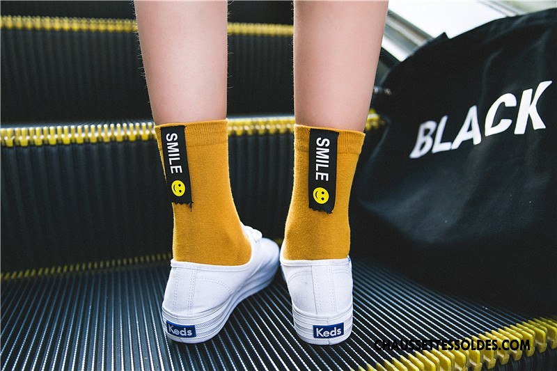 Chaussettes Mi Hautes Femme Mouvement Chaussettes En Coton Dame Rétro Milieu Vent D'université Jaune