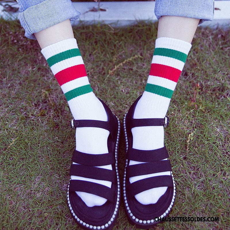 Chaussettes Mi Hautes Femme Rayé Mouvement Élève Vent D'université Chaussette Courte Rétro Coloré