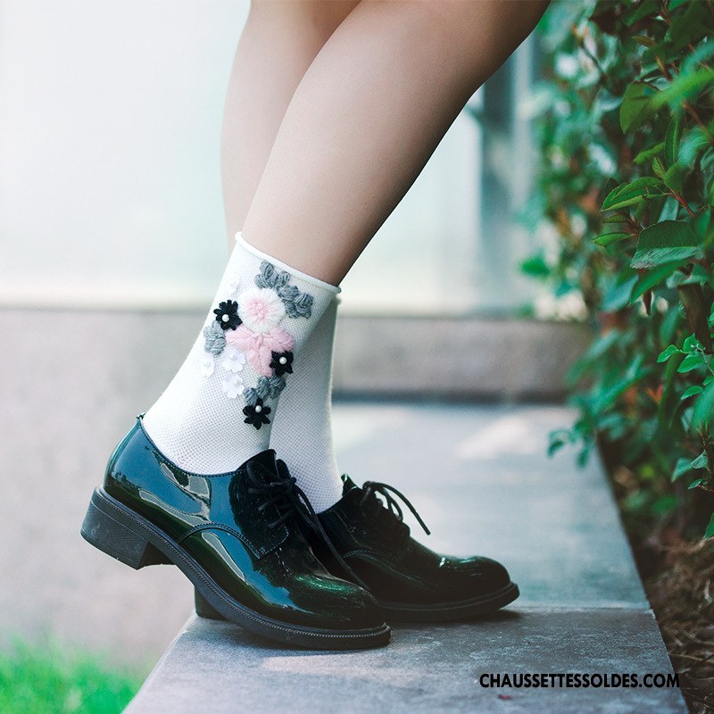 Chaussettes Mi Hautes Femme Élève Long Stock Personnalité Chaussette Courte Fleurs Le Nouveau Blanc