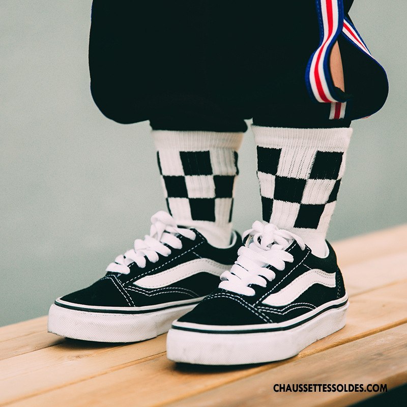 Chaussettes Mi Hautes Fille Bébé 100% Coton Tendance Mouvement Enfant Matelassé Blanc Noir